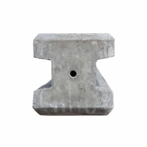 Betonstolper H-stolpe 13x13 cm Flad top med gevindbøsning indstøbt