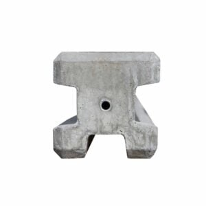 Betonstolper T-3 13x13 cm Flad top med gevindbøsning indstøbt