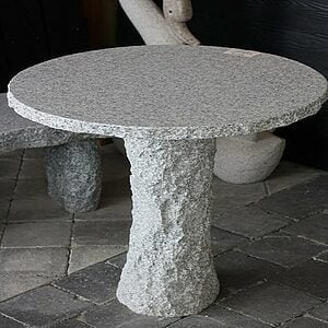 Rundt granit bord natur Ø75x75 cm med slebet overflade