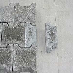 I-2 Sten 8 cm Grå Halve tværs