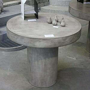 Fiberbeton spisebord ”Klint” Ø90x76 cm