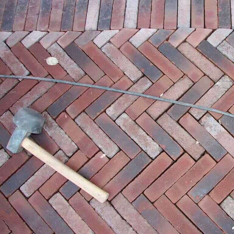 laeggemoenstre til indkorslen 768x768 1