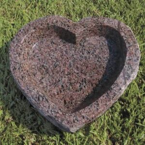 Granit fuglebad hjerteform Ø18 rød poleret