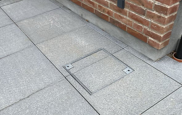 hvordan monteres jesmig daeksler relateret