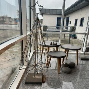 Juletræ i Galvaniseret stål Ø57xH140 cm (inkl. lys)