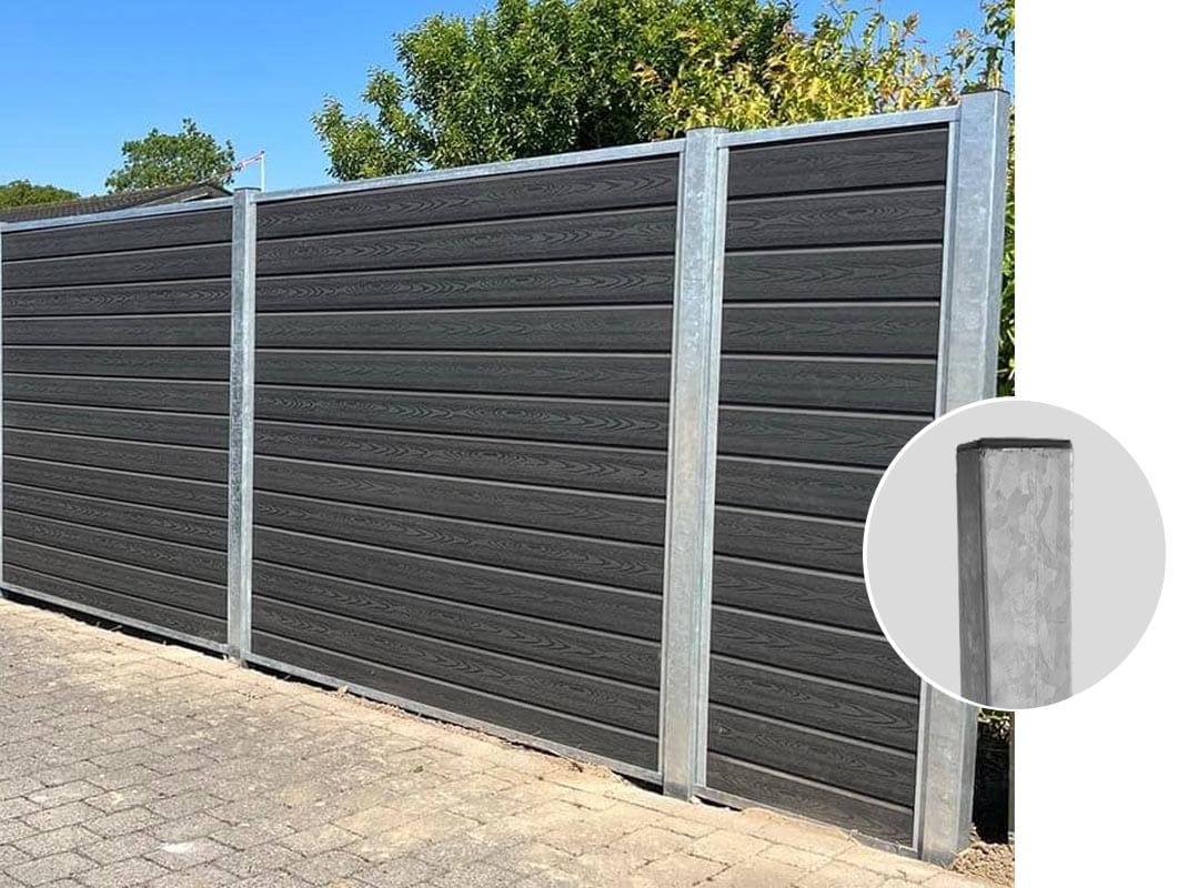 Komposit Lige Sort med stålstolper 2 komposit lige med staalstolper fokus