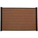 Brun blokhus med sorte alustolper