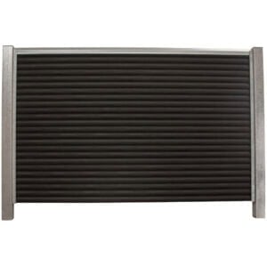 Sort raftekomposit med stålstolper