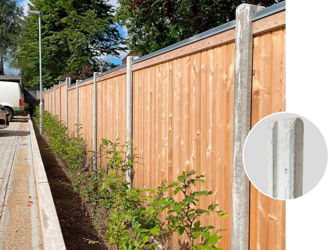 Lægtehegn Trykimprægneret med grå betonstolper 2 laegtehegn trykimpraegneret betonstolper fokus