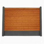 Bullklink Pine med sorte betonstolper