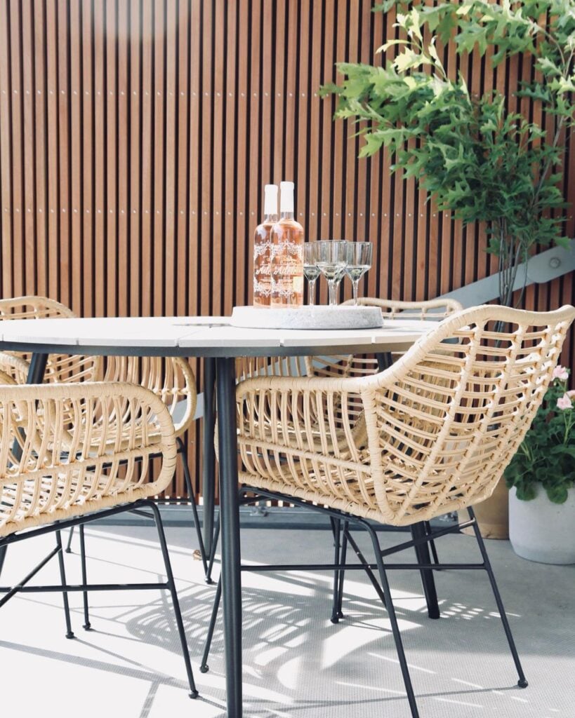 Nye havestole? Tjek de her fine rattan stole ud 😍…