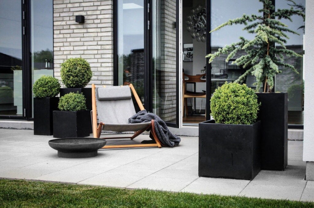 Flotte betonfliser i 40x40 – perfekt til indkørsler og terrasser…