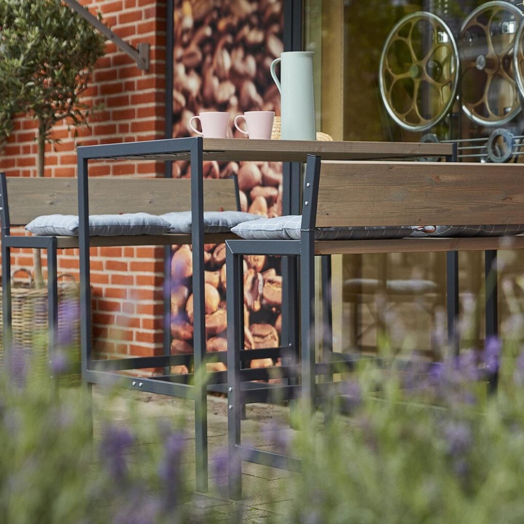 Funkis havemøbler 🏡😍 #havemøbler #terrasse #møbler #stabyfliser