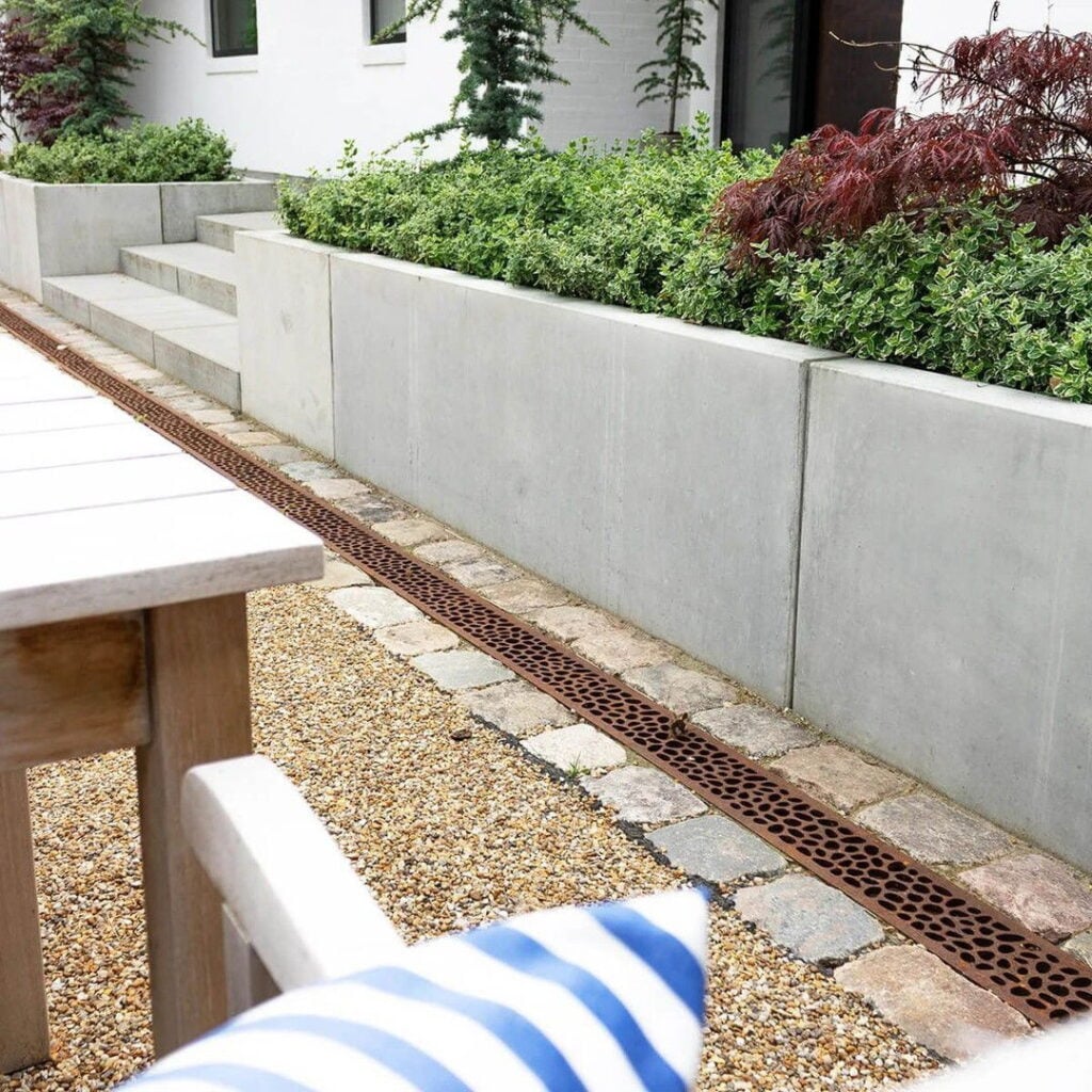 Søger du en flot og minimalistisk støttemursløsning? Så er ParkLine…